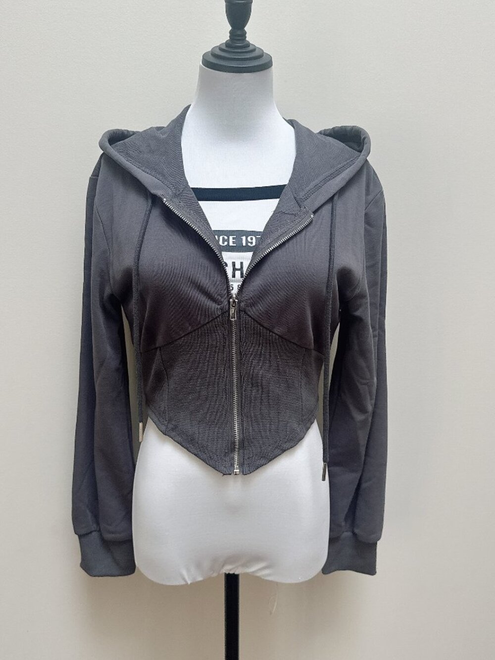 Gray Cropped Zip Up Hoodie Y2K Streetwear Hooded Jacket Long Sleeve